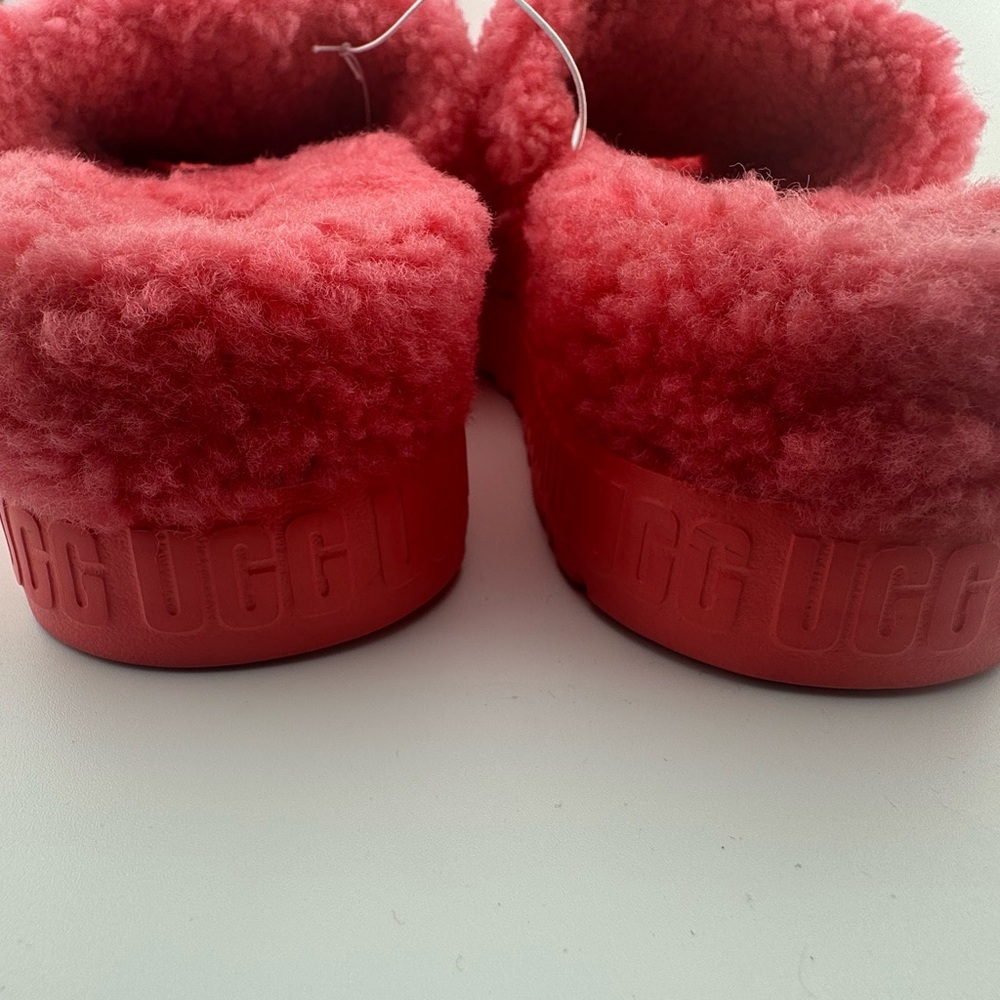 UGG Coral Pink Fluff Slides - Picture 7 of 7